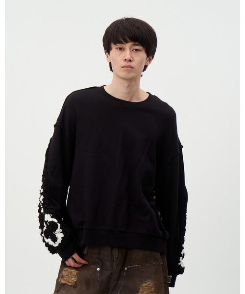 DISCOVERED（ディスカバード）の「PLAYCARD CROCHET SLEEVE SWEAT（スウェット・メンズ・グレー/ブラック・LARGE/SMALL）」の3枚目の写真