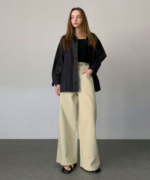 VASCARA（バスカラ）の「High Rise Two Button Cotton Pants (2colors)（その他パンツ・レディース・ホワイト/ベージュ・SMALL/MEDIUM）」の4枚目の写真