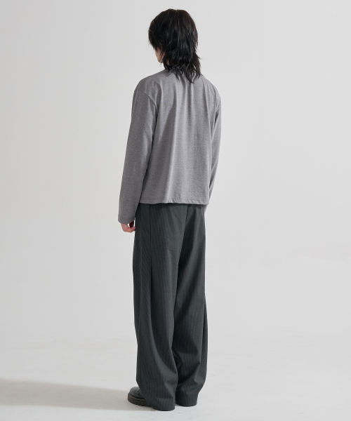 JUAN HOMME(ジュアンオム)の「ピンストライプマッドプリーツワイドトラウザー(チャコール)(スラックス・メンズ・その他・SMALL/MEDIUM/LARGE)」の4枚目の写真
