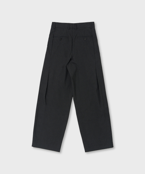 JUAN HOMME(ジュアンオム)の「ピンストライプマッドプリーツワイドトラウザー(チャコール)(スラックス・メンズ・その他・SMALL/MEDIUM/LARGE)」の9枚目の写真