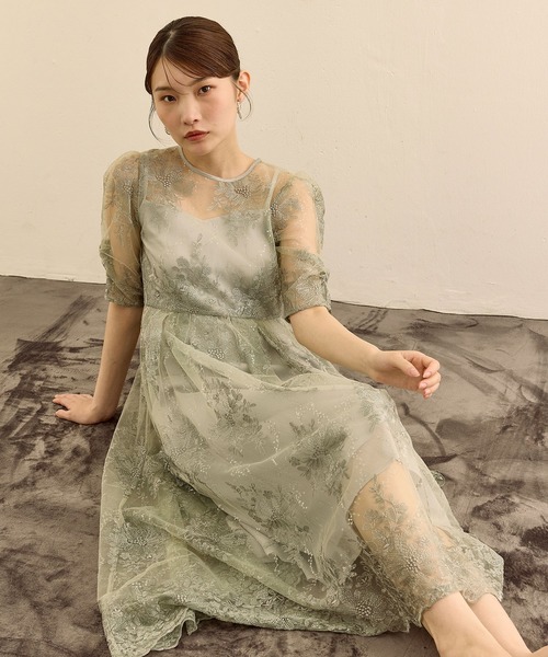 Kana(カナ)の「花柄スパンコールAラインワンピースドレス 結婚式 お呼ばれ オケージョン(ドレス・レディース・ライトグリーン/ブルー系その他/ブラック/イエロー・M/S)」の6枚目の写真