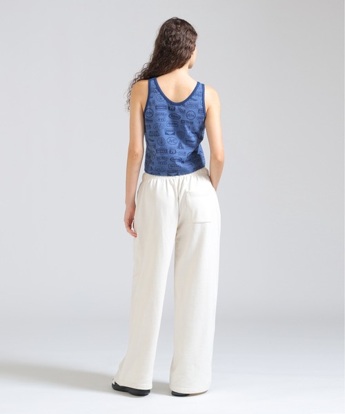 AVIREX(アヴィレックス)の「《直営店限定》RINGER PATCH MOTIF FULL PRINT TANK TOP(タンクトップ・レディース・ネイビー/ライトブラウン・F)」の5枚目の写真