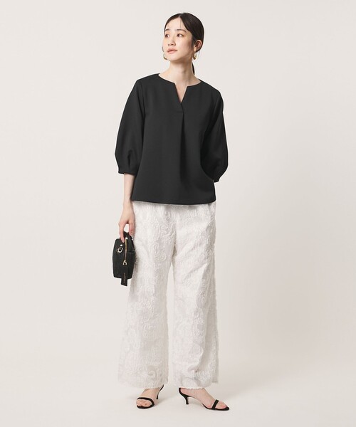 UNITED ARROWS(ユナイテッドアローズ)の「LIGHT SPONGY ブラウス ‐ウォッシャブル‐(シャツ/ブラウス・レディース・ネイビー/オフホワイト/ブラック・FREE)」の13枚目の写真