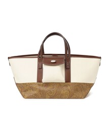 A VACATION:LAND MUSTARD PAISLE