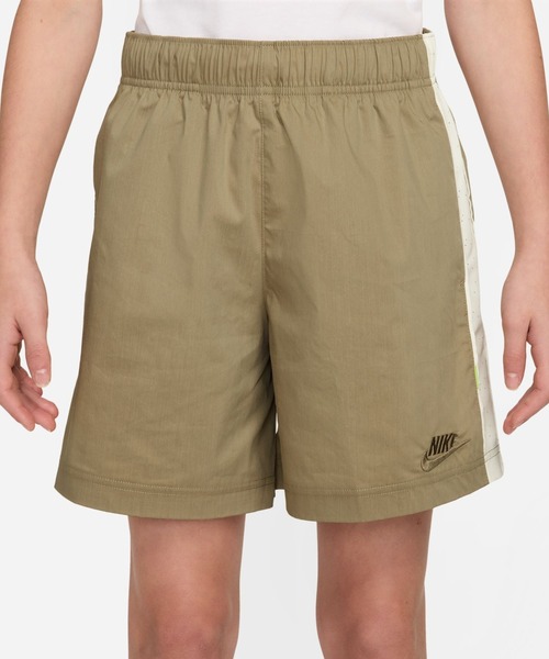 NIKE(ナイキ)の「ナイキ NIKE ナイキ YTH NSW CLN ウーヴン ショート(その他パンツ・キッズ・ベージュ/ブラック・130cm/140cm/150cm/160cm)」の12枚目の写真