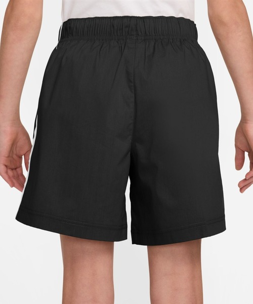 NIKE(ナイキ)の「ナイキ NIKE ナイキ YTH NSW CLN ウーヴン ショート(その他パンツ・キッズ・ベージュ/ブラック・130cm/140cm/150cm/160cm)」の6枚目の写真