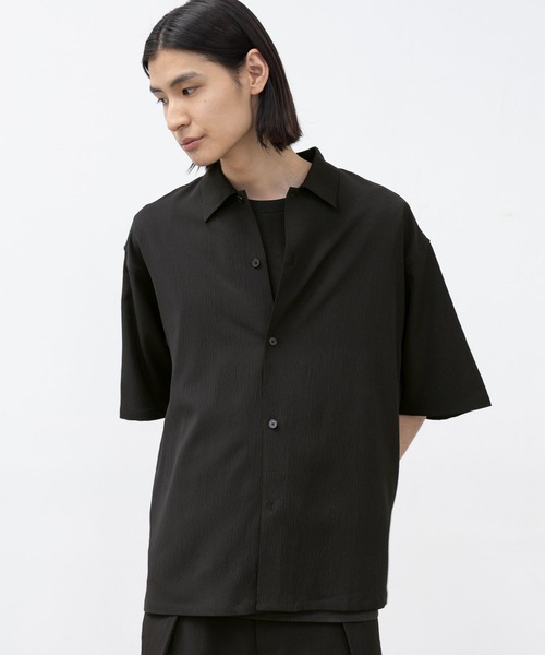 LAKOLE（ラコレ）の「楊柳ジャガードレギュラーシャツ / 648304（シャツ/ブラウス・メンズ・グレイッシュベージュ/テラコッタ/カーキ/ブラック・LARGE/MEDIUM）」の2枚目の写真