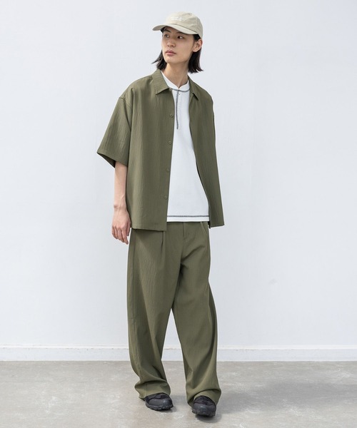 LAKOLE（ラコレ）の「楊柳ジャガードレギュラーシャツ / 648304（シャツ/ブラウス・メンズ・グレイッシュベージュ/テラコッタ/カーキ/ブラック・LARGE/MEDIUM）」の12枚目の写真