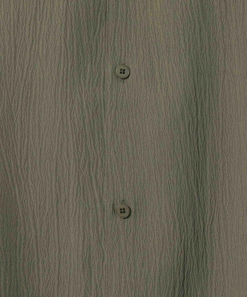 LAKOLE（ラコレ）の「楊柳ジャガードレギュラーシャツ / 648304（シャツ/ブラウス・メンズ・グレイッシュベージュ/テラコッタ/カーキ/ブラック・LARGE/MEDIUM）」の6枚目の写真