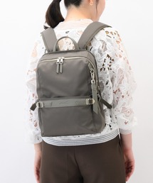 W&.Day/Night（ダブルアンド デイナイト）の「リッカノーツ スクエアリュック 15L A4サイズ 13.3インチPC 19161（バックパック/リュック）」