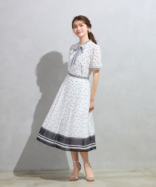 Rose Tiara（ローズティアラ）の「配色ラインリボン襟ドットプリントブラウス（シャツ/ブラウス・レディース・ネイビー/オフホワイト・38/42/46）」の19枚目の写真