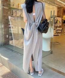 バックツイストワンピース