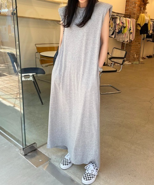 FAVORITO（ファヴォリート）の「バックツイストワンピース（ワンピース・レディース・ベージュ/グレー/ブラック・F）」の9枚目の写真