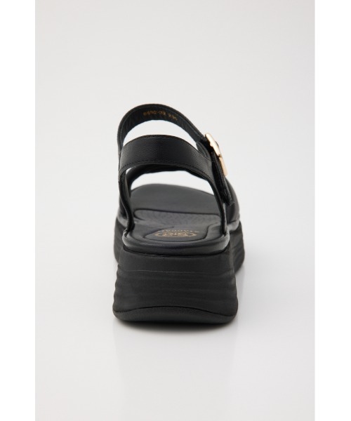STACCATO(スタッカート)の「【再入荷】ソフティーコンフォートデイサンダル(サンダル・レディース・ホワイト/ブラック・22.5cm/23cm/23.5cm/24cm/24.5cm)」の19枚目の写真