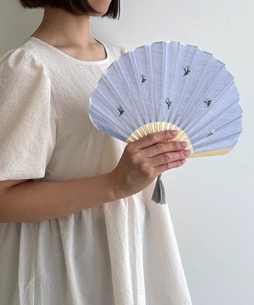 TIMELESS COMFORT(タイムレスコンフォート)の「RICCA(リッカ)ブルーミー扇子(扇子/うちわ・レディース・アイボリー/パープル/ネイビー/ライトグレー・ONE SIZE)」の4枚目の写真