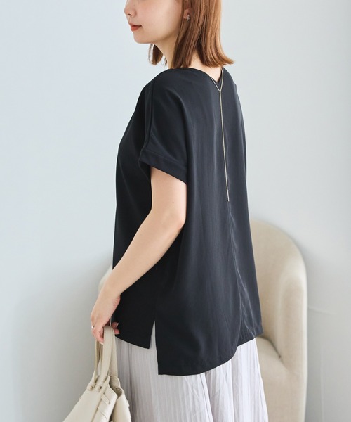 LAVEANGE(ラビアンジェ)の「3WAYチェーン付き異素材プルオーバー(Tシャツ/カットソー・レディース・ブラック/アイボリー・4L/5L/M/LL/3L)」の20枚目の写真