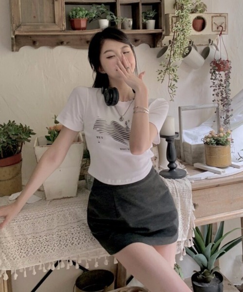 lilful(リルフル)の「【26年春夏新作】フロントデザインクロップド半袖Tシャツ(Tシャツ/カットソー・レディース・ピンク/ホワイト・M/S)」の10枚目の写真
