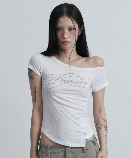 as you are(アズユーアー)の「ボタンインシジョンワンショルダーティー ホワイト(Tシャツ/カットソー・レディース・その他・OS)」の5枚目の写真