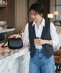 【DELI by】ラウンドフラップレザーミニショルダーバッグ