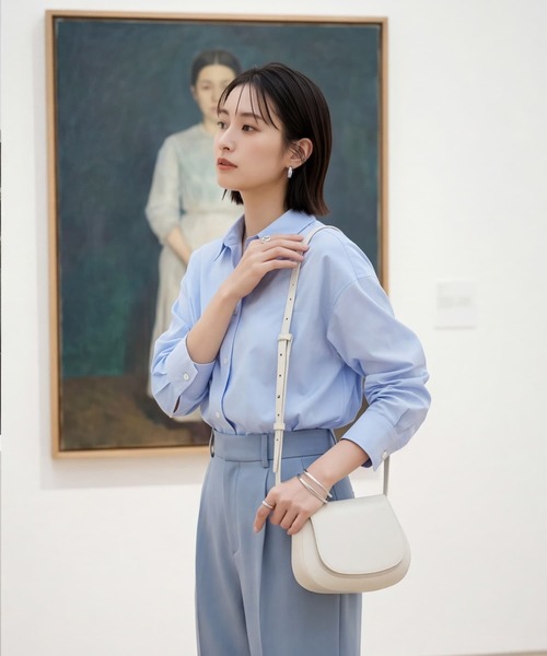 STYLE DELI(スタイルデリ)の「【DELI by】ラウンドフラップレザーミニショルダーバッグ(ショルダーバッグ・レディース・ブラウン/ホワイト/ブラック・FREE)」の8枚目の写真
