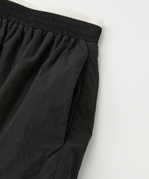 RAIMENT(レイメント)の「(W) ウィメンズナイロンパンプキンバルーンショーツ_ブラック(その他パンツ・レディース・その他・WM/WS)」の7枚目の写真