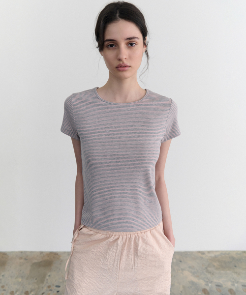 ANDNEEDS(アンドニーズ)の「Soy stripe half tee (navy)(Tシャツ/カットソー・レディース・その他・FREE)」の4枚目の写真