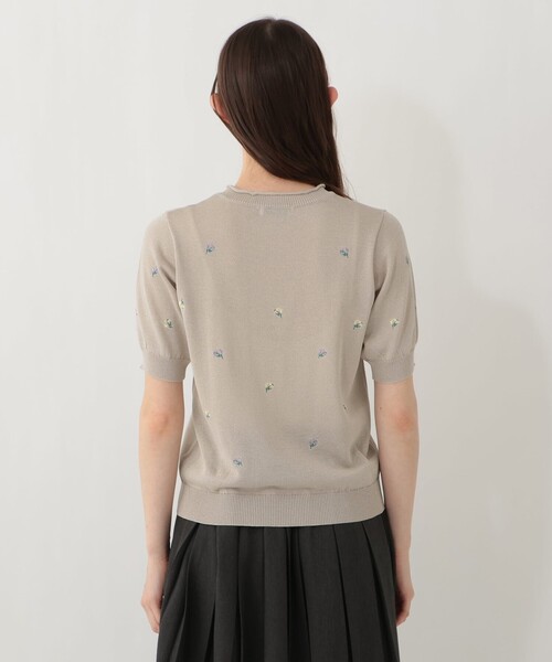 Afternoon Tea(アフタヌーンティー)の「小花刺繍半袖プルオーバー(Tシャツ/カットソー・レディース・ネイビー/グレー・MEDIUM)」の4枚目の写真