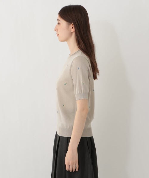 Afternoon Tea(アフタヌーンティー)の「小花刺繍半袖プルオーバー(Tシャツ/カットソー・レディース・ネイビー/グレー・MEDIUM)」の5枚目の写真