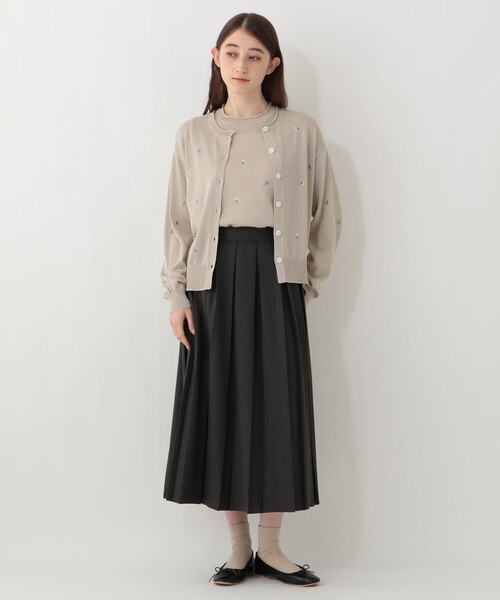 Afternoon Tea(アフタヌーンティー)の「小花刺繍半袖プルオーバー(Tシャツ/カットソー・レディース・ネイビー/グレー・MEDIUM)」の6枚目の写真