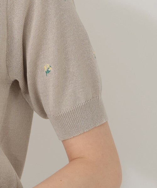 Afternoon Tea(アフタヌーンティー)の「小花刺繍半袖プルオーバー(Tシャツ/カットソー・レディース・ネイビー/グレー・MEDIUM)」の7枚目の写真
