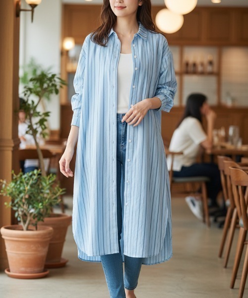 BY THE BAY(バイザベイ)の「【羽織り・ワンピース2WAY】ストライプロングシャツワンピース/5色展開 春夏 体型カバー(シャツワンピース・レディース・ブルー/ピンク/ホワイト/ブラック/ブラウン・FREE)」の4枚目の写真