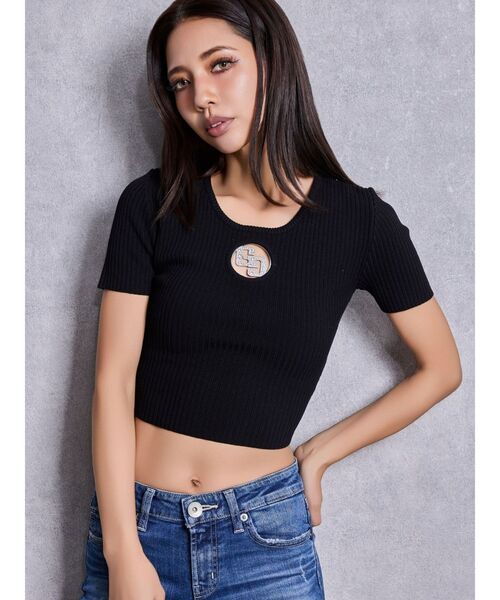 GYDA(ジェイダ)の「GG bijou MOLDニットトップス(Tシャツ/カットソー・レディース・オフホワイト/ブラック・FREE)」の1枚目の写真