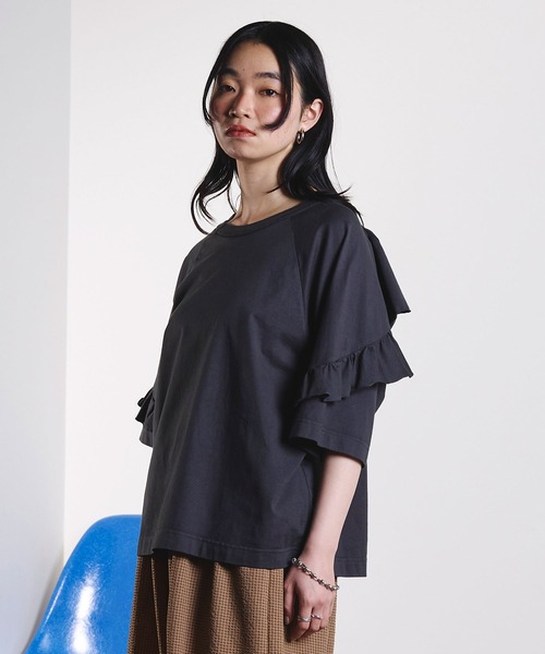 ROSE BUD(ローズバッド)の「mici/BACK RAFFLE TEE(Tシャツ/カットソー・レディース・ライトピンク/ブラック・ONE SIZE)」の5枚目の写真