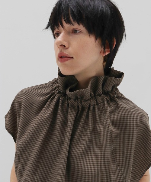 DRESSLAVE(ドレスレイブ)の「gingham check 2way off shoulder blouse(ギンガムチェック2WAYオフショルダーブラウス)(シャツ/ブラウス・レディース・ブラウン/グレー・38)」の12枚目の写真