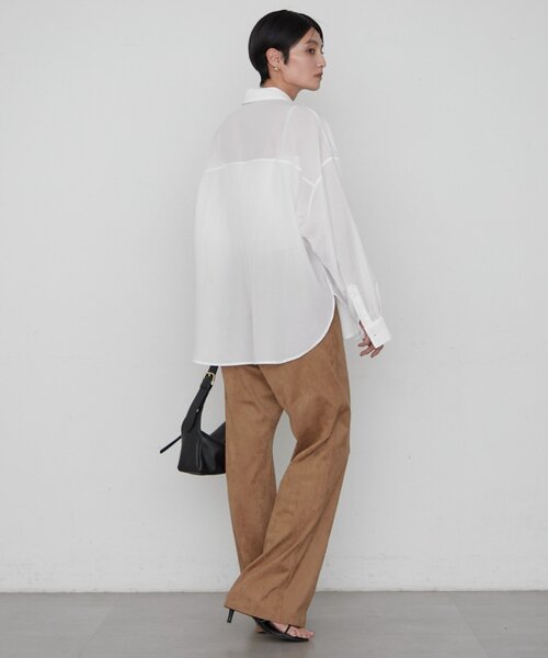 LOUNGEDRESS(ラウンジドレス)の「《オフィスカジュアル対応》リヨセルシャツ(シャツ/ブラウス・レディース・ベージュ/ネイビー/ブラウン/オフホワイト・FREE)」の7枚目の写真