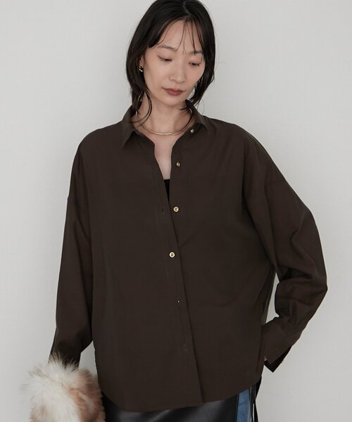 LOUNGEDRESS(ラウンジドレス)の「《オフィスカジュアル対応》リヨセルシャツ(シャツ/ブラウス・レディース・ベージュ/ネイビー/ブラウン/オフホワイト・FREE)」の19枚目の写真