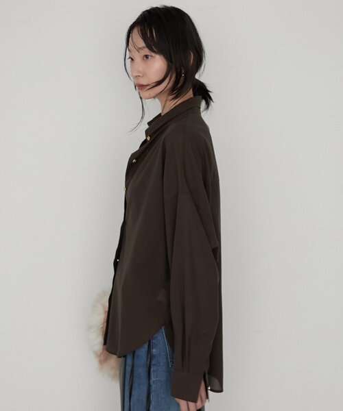 LOUNGEDRESS(ラウンジドレス)の「《オフィスカジュアル対応》リヨセルシャツ(シャツ/ブラウス・レディース・ベージュ/ネイビー/ブラウン/オフホワイト・FREE)」の20枚目の写真