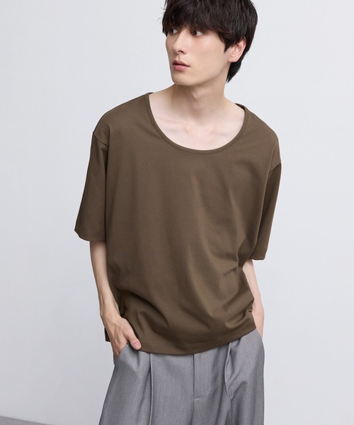 EMMA CLOTHES(エマクローズ)の「コンフォート Uネック 半袖Tシャツ(Tシャツ/カットソー・メンズ・スミクロ/オフホワイト/ブラウン/ブルーグレー・S/M/L)」の4枚目の写真