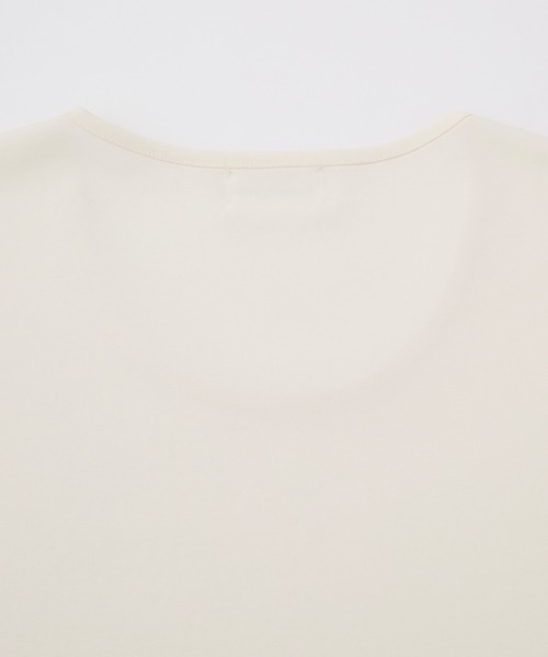 EMMA CLOTHES(エマクローズ)の「コンフォート Uネック 半袖Tシャツ(Tシャツ/カットソー・メンズ・スミクロ/オフホワイト/ブラウン/ブルーグレー・S/M/L)」の8枚目の写真