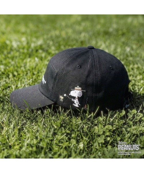 Reebok(リーボック)の「ピーナッツフロントビーグルスカウトキャップ / PEANUTS BEAGLE SCOUTS CAP(キャップ・メンズ・ブラック・FREE)」の3枚目の写真