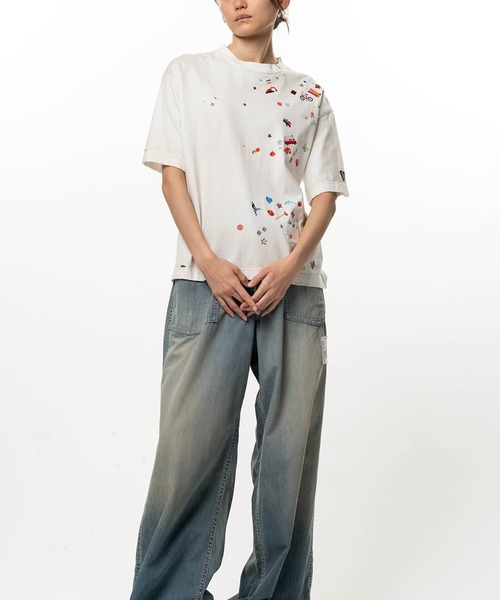Maison MIHARA YASUHIRO(メゾンミハラヤスヒロ)の「Kids Sticker Printed T-shirt(Tシャツ/カットソー・レディース・ブラック/ホワイト・38/40/36)」の5枚目の写真