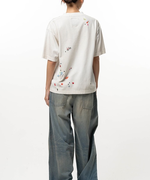 Maison MIHARA YASUHIRO(メゾンミハラヤスヒロ)の「Kids Sticker Printed T-shirt(Tシャツ/カットソー・レディース・ブラック/ホワイト・38/40/36)」の9枚目の写真