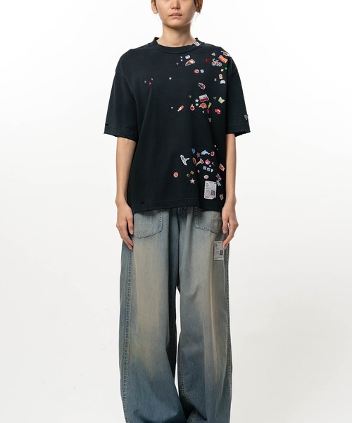 Maison MIHARA YASUHIRO(メゾンミハラヤスヒロ)の「Kids Sticker Printed T-shirt(Tシャツ/カットソー・レディース・ブラック/ホワイト・38/40/36)」の12枚目の写真