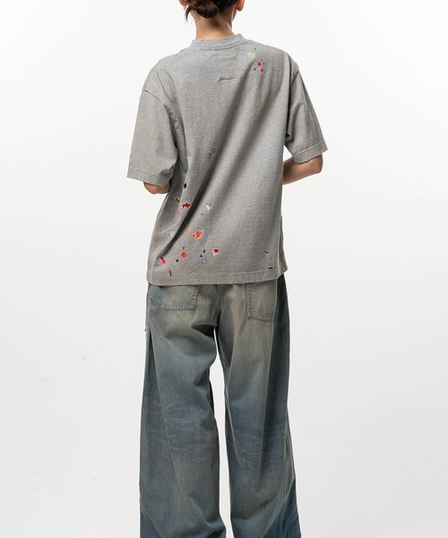 Maison MIHARA YASUHIRO(メゾンミハラヤスヒロ)の「Kids Sticker Printed T-shirt(Tシャツ/カットソー・レディース・ブラック/ホワイト・38/40/36)」の21枚目の写真