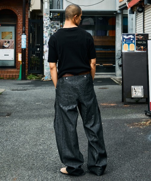 CONZ(コンズ)の「curve leg trousers pique denim(デニムパンツ・メンズ・ストライプ・2/1/4/3)」の8枚目の写真