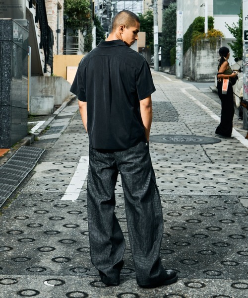 CONZ(コンズ)の「curve leg trousers pique denim(デニムパンツ・メンズ・ストライプ・2/1/4/3)」の10枚目の写真