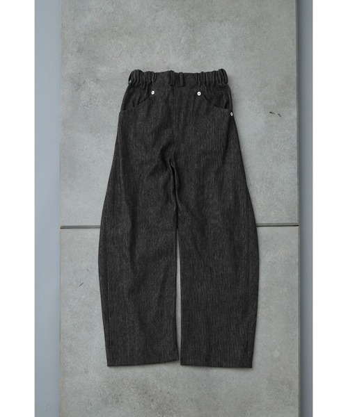 CONZ(コンズ)の「curve leg trousers pique denim(デニムパンツ・メンズ・ストライプ・2/1/4/3)」の20枚目の写真