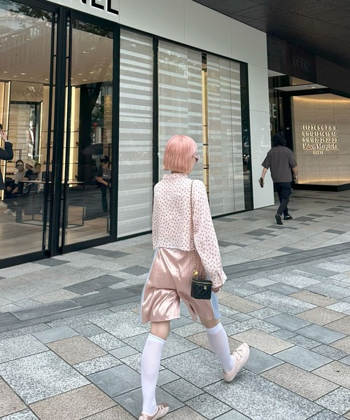 Alley Tokyo（アリートーキョー）の「ガーゼ花柄シャツ（シャツ/ブラウス・レディース・オフホワイト/ピンク・FREE）」の9枚目の写真