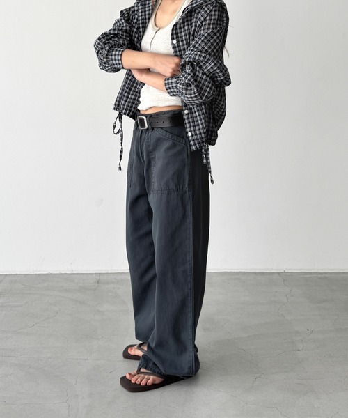 CANAL JEAN(キャナルジーン)の「El mar ライトオンスウォッシングベイカーパンツ(その他パンツ・レディース・ブラウン/カーキ/チャコールグレー・SMALL/MEDIUM)」の7枚目の写真
