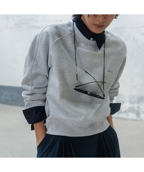 MEMUA(メムア)の「メムアソリッドハイラインシャツ(レッド)(シャツ/ブラウス・レディース・ブルー/ホワイト/レッド/ネイビー/スカイブルー・FREE)」の3枚目の写真